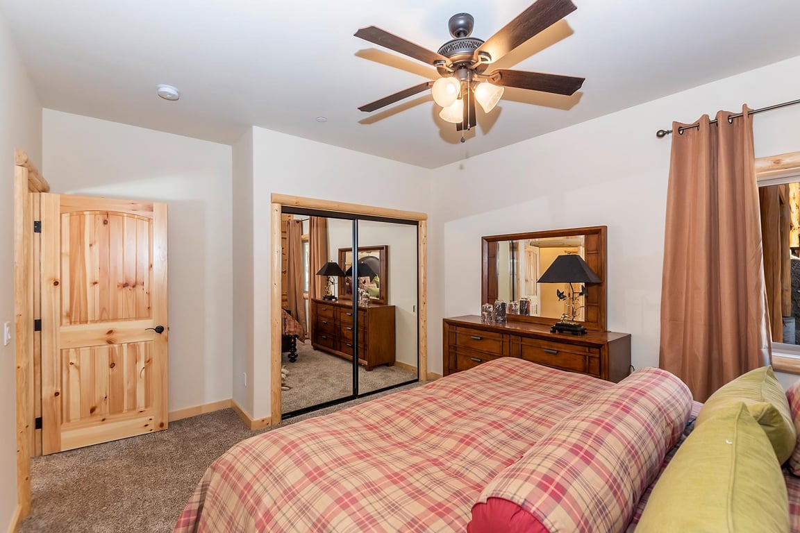 Cabin Image 34
