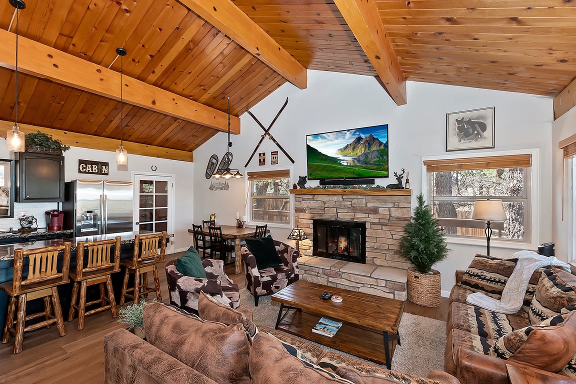 Big Bear Cabin - HighlandPines - 0001