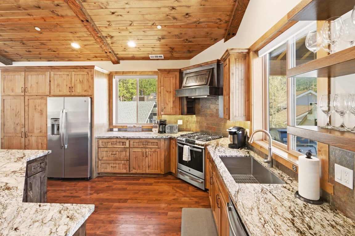 Cabin Image 19