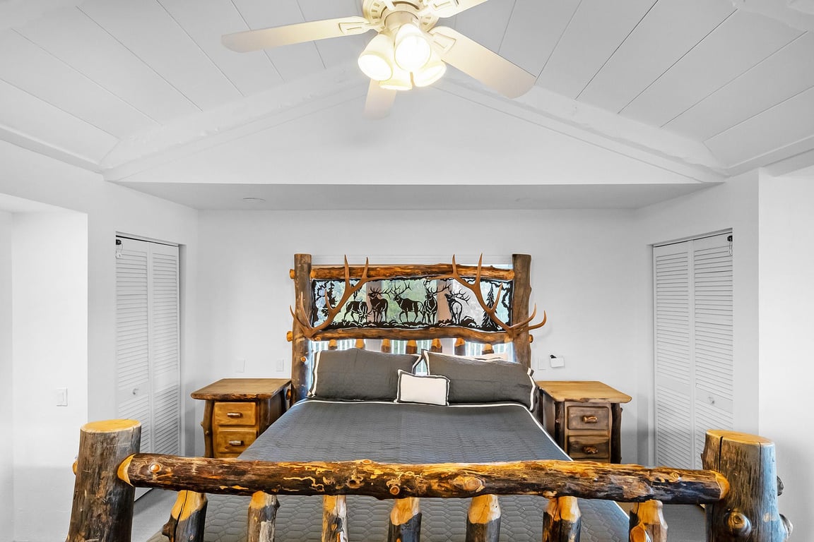 Cabin Image 37