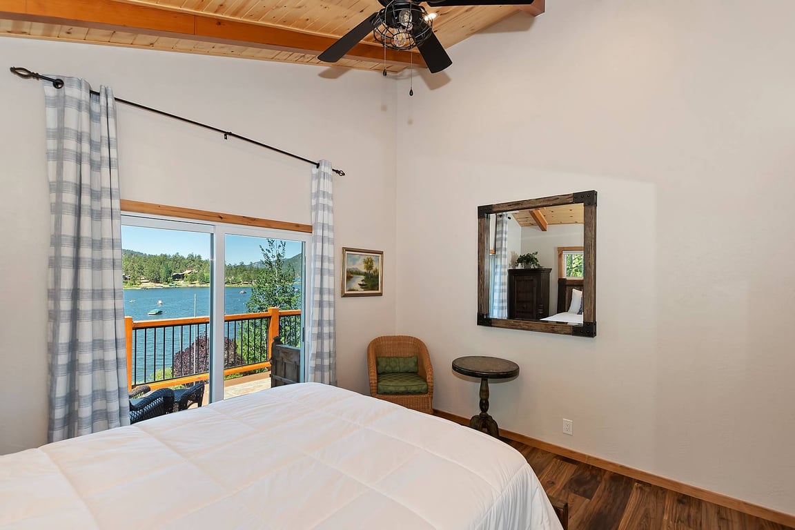 Cabin Image 24