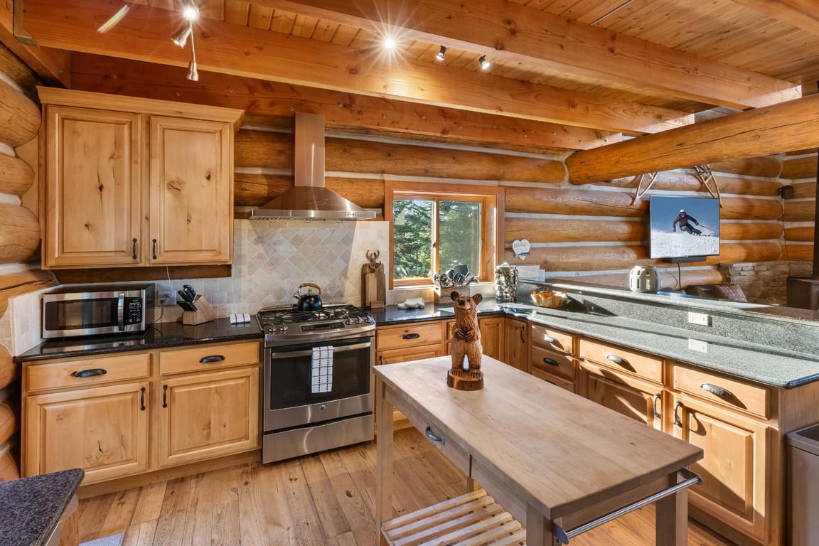 Cabin Image 44