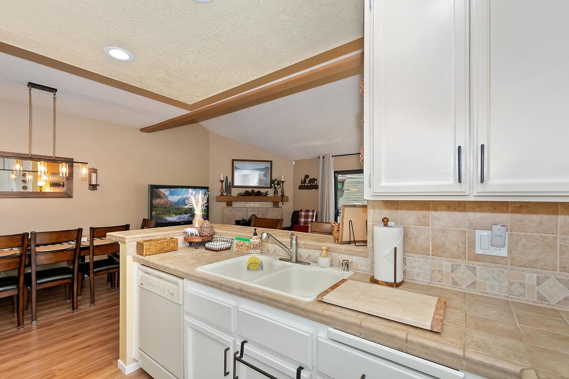 Cabin Image 17