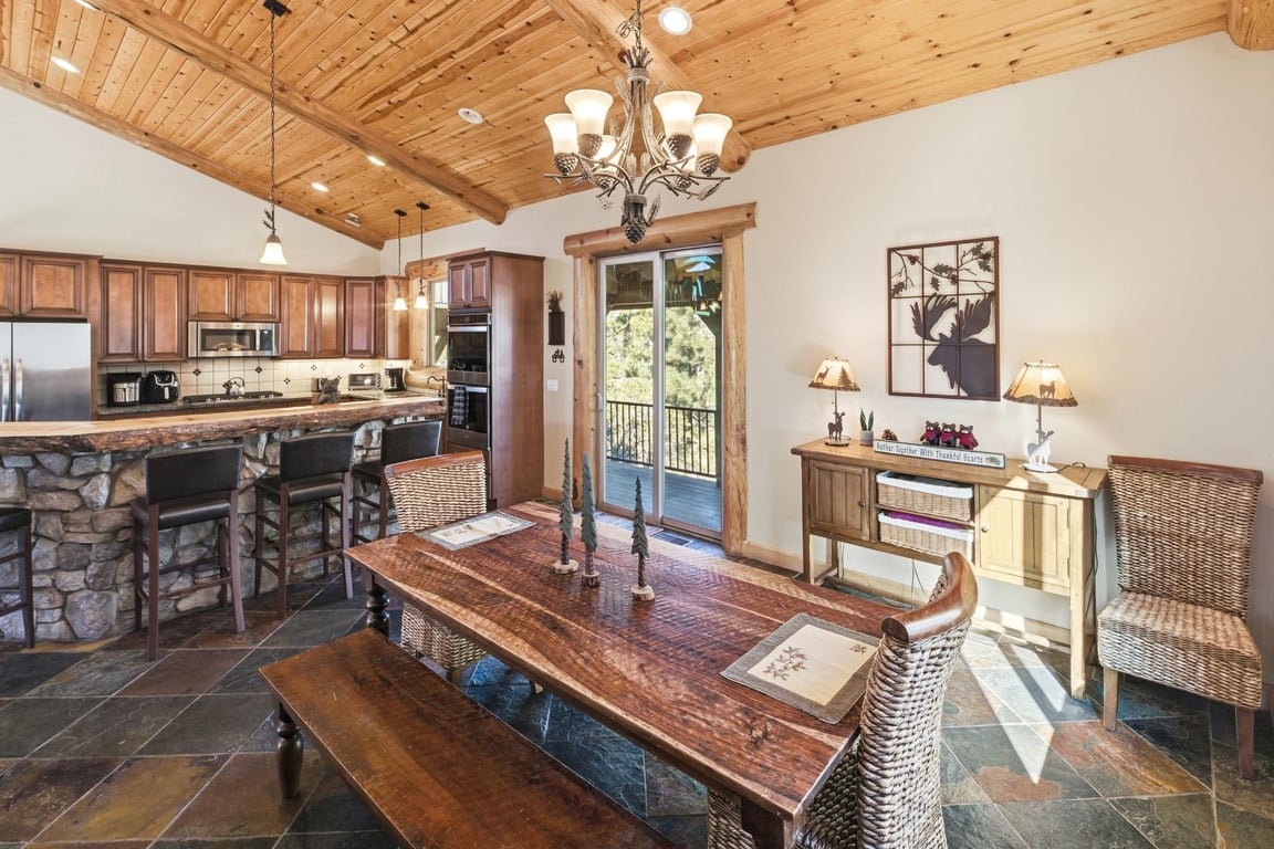 Cabin Image 18