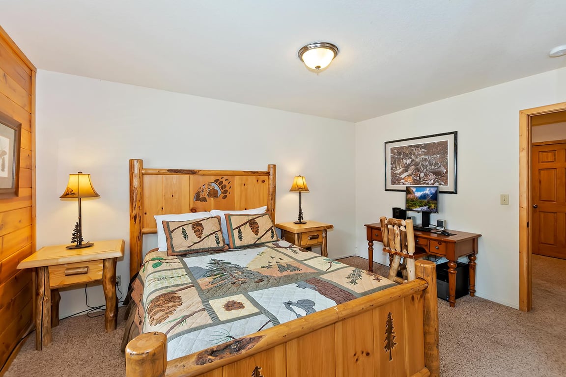 Cabin Image 18