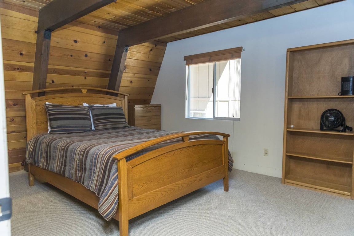 Cabin Image 13