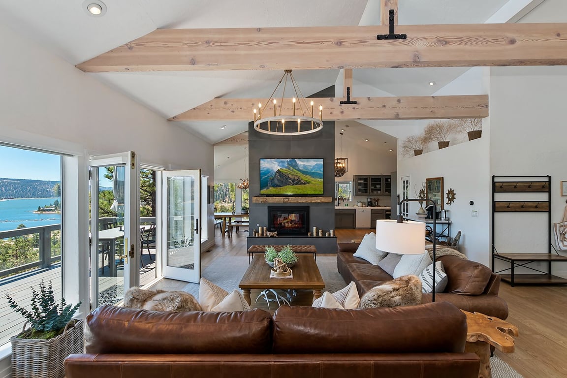 Cabin Image 8