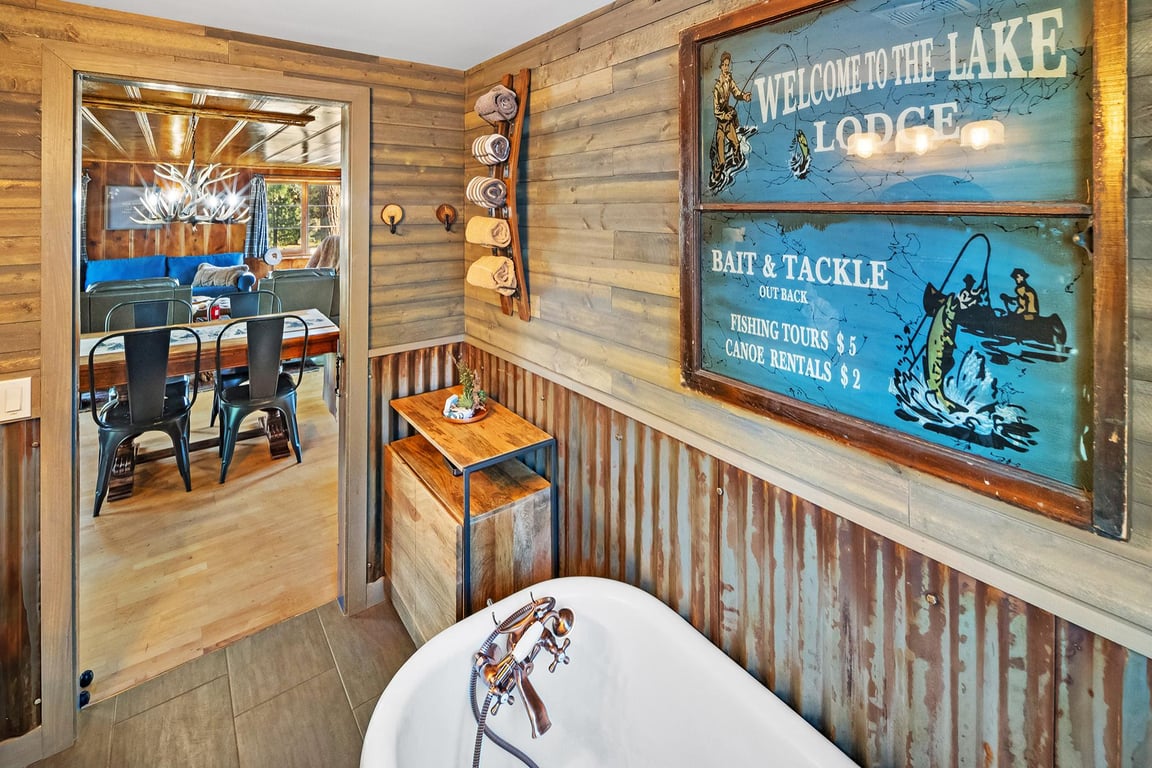 Cabin Image 30