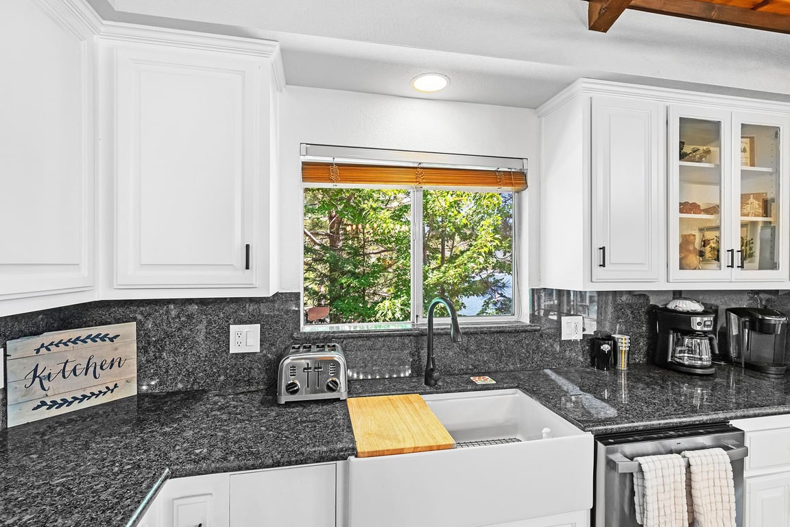 Cabin Image 19