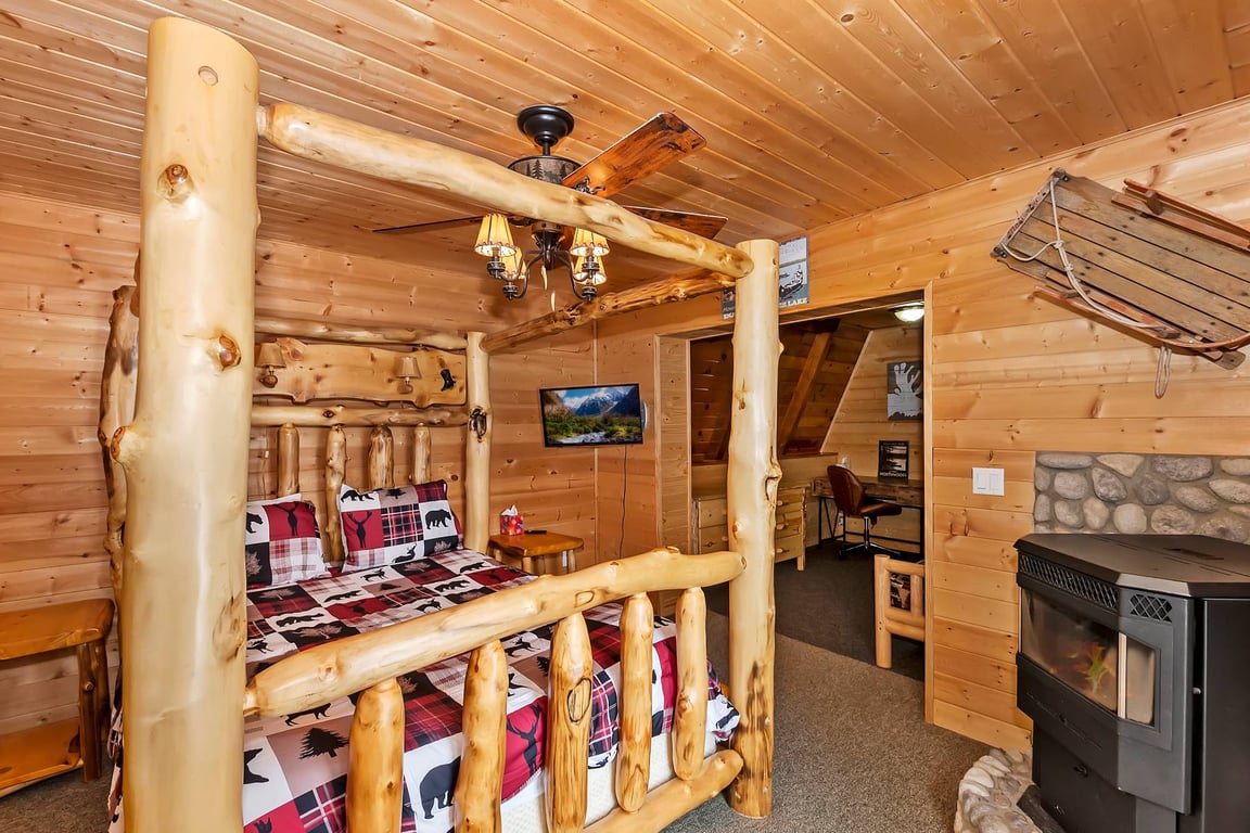 Cabin Image 20