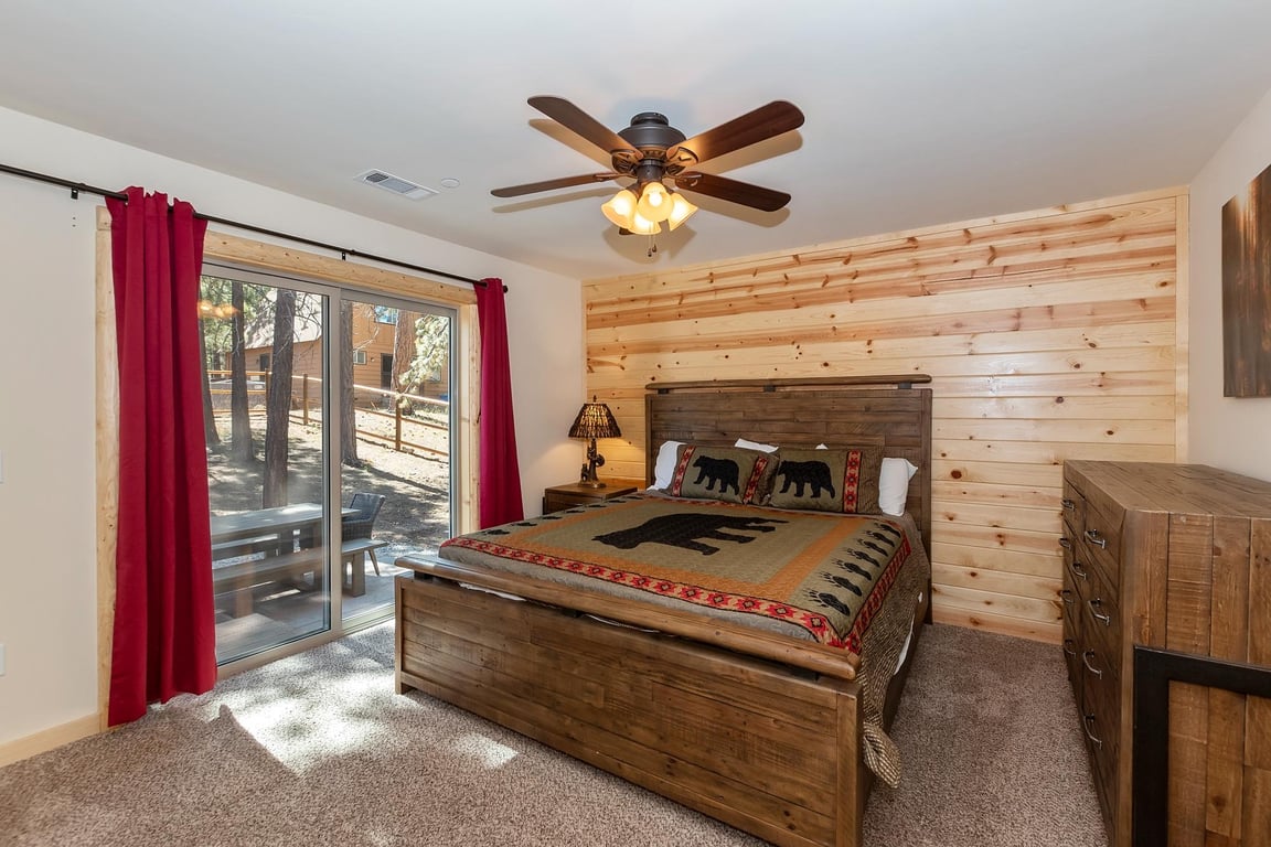 Cabin Image 11