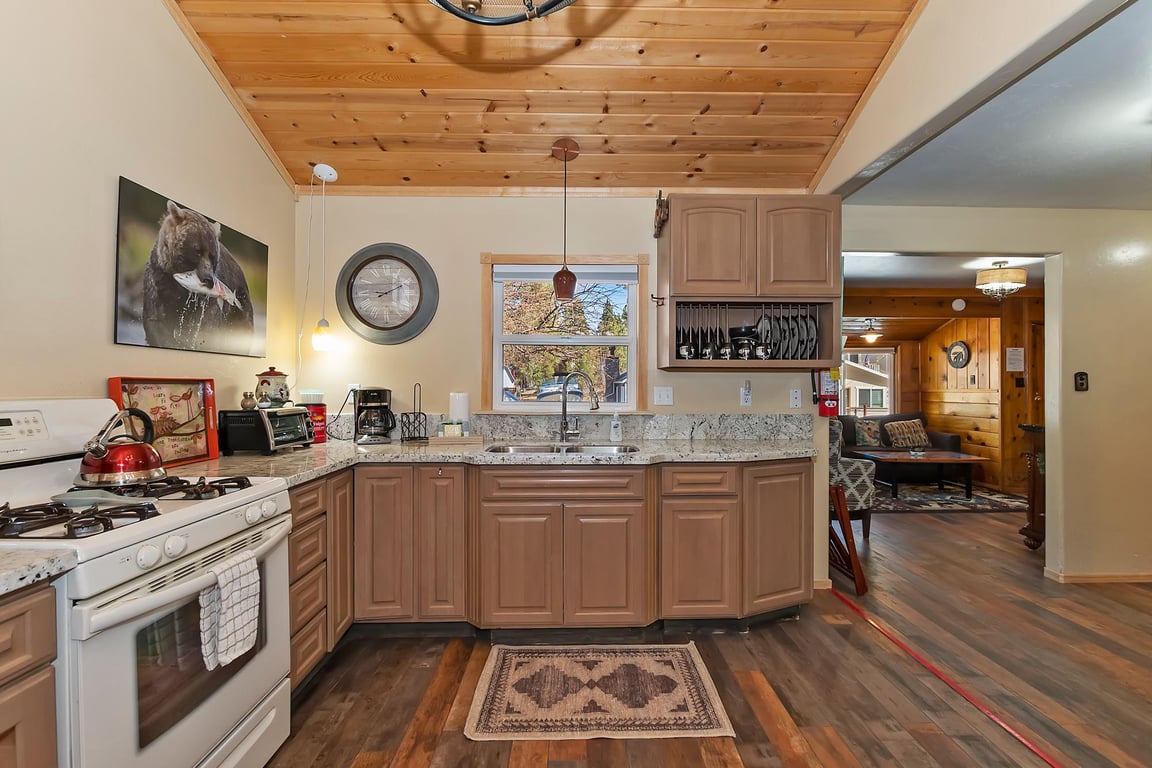 Cabin Image 4