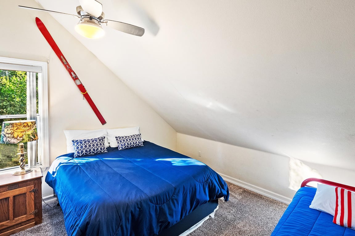 Cabin Image 75