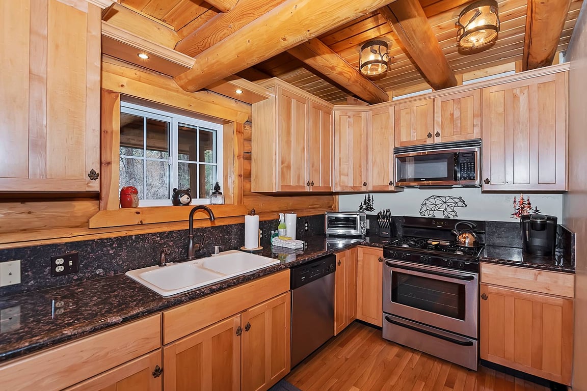 Big Bear Cabin - TeddyBearLodge - 0003