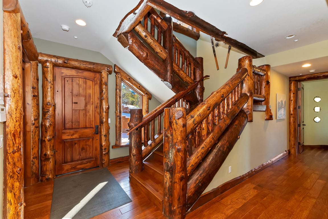 Cabin Image 8