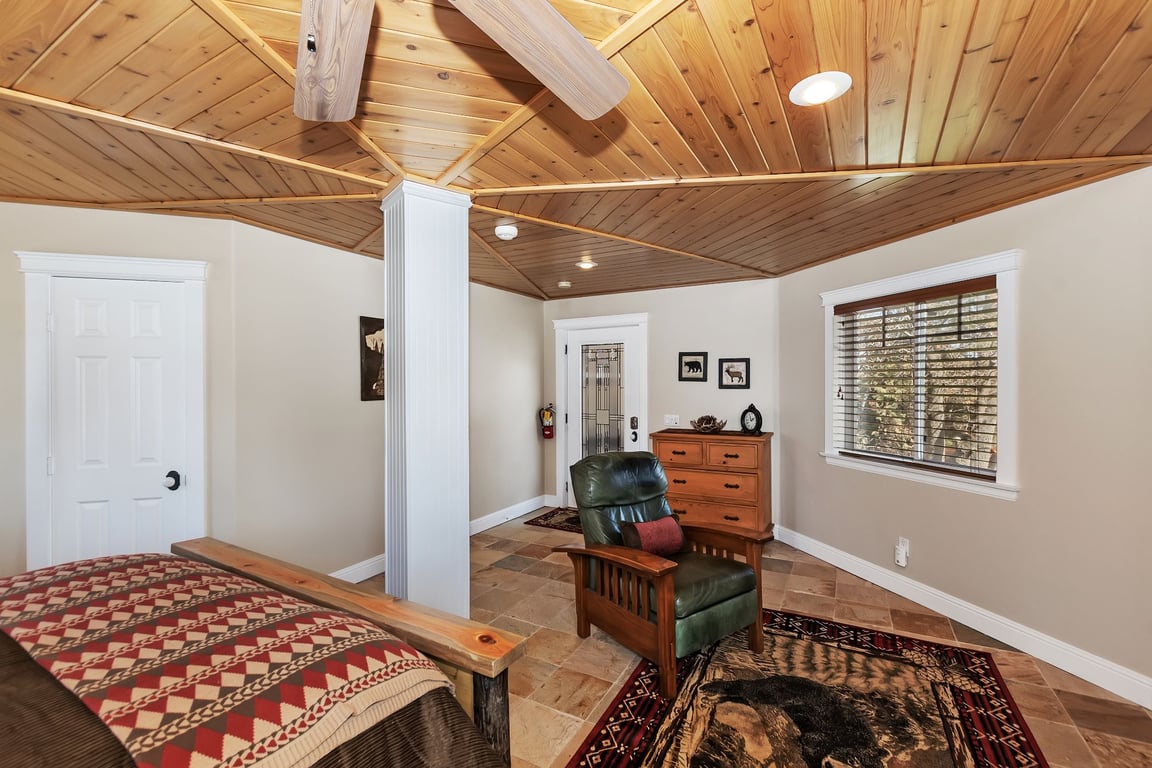 Cabin Image 50