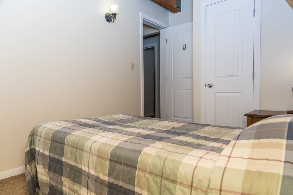 Cabin Image 19