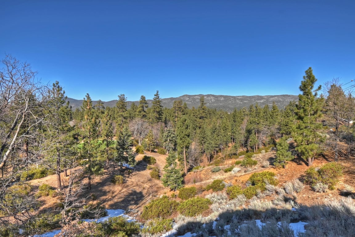 Cabin Image 16