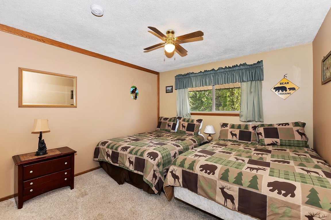 Cabin Image 38