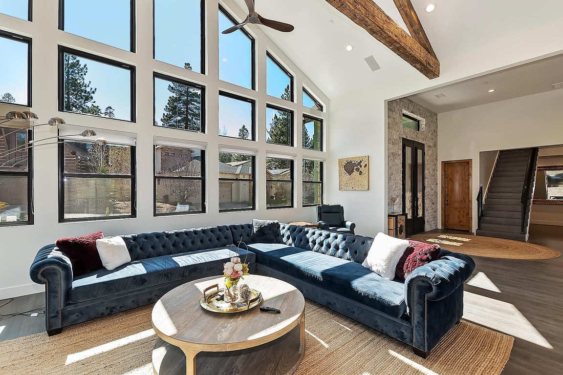 Cabin Image 9
