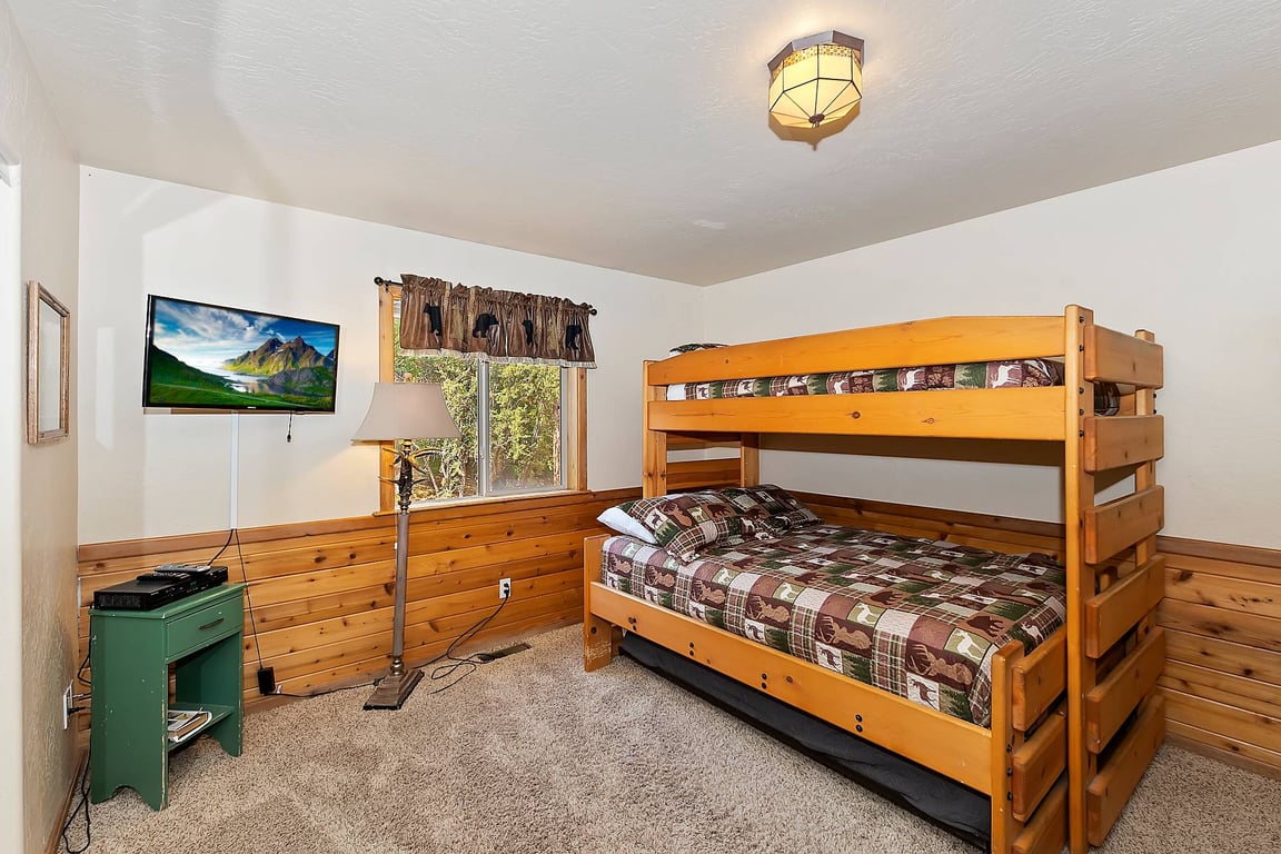 Cabin Image 43