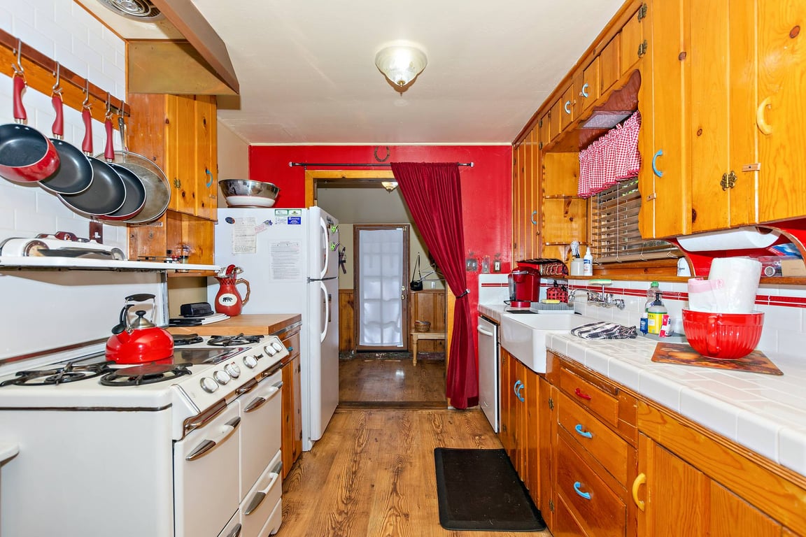 Big Bear Cabin - SteppingBackinTime - 0003