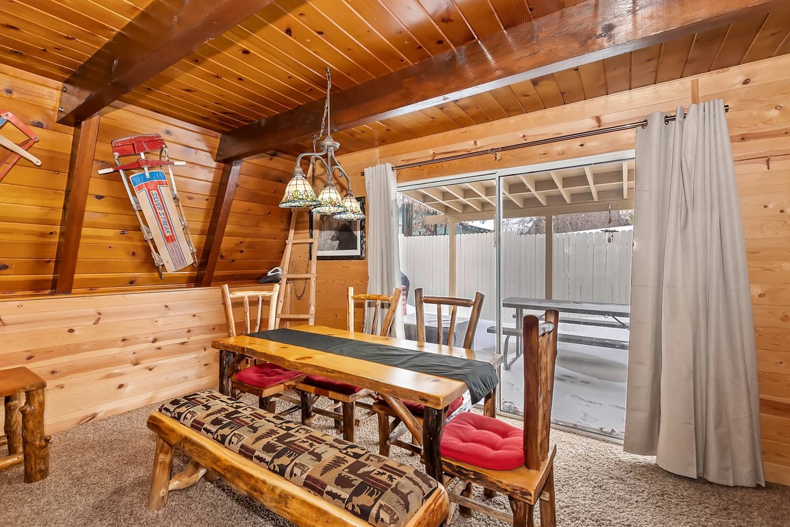Cabin Image 10