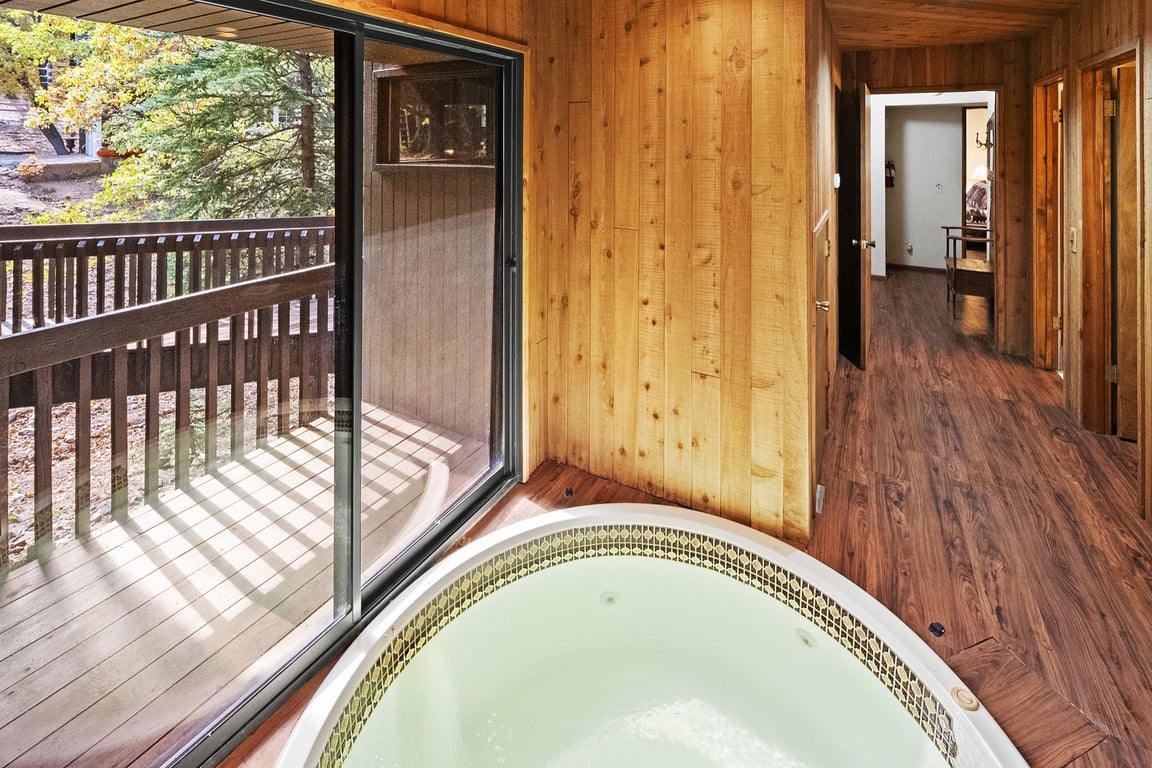 Cabin Image 59