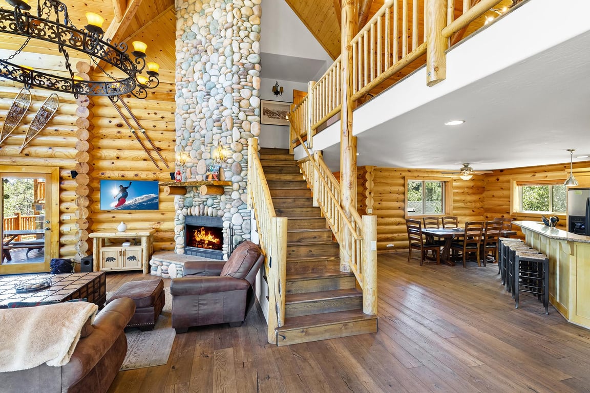 Cabin Image 16