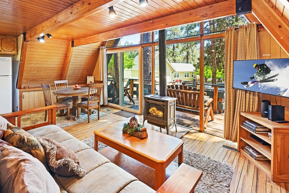 Cabin Image 10