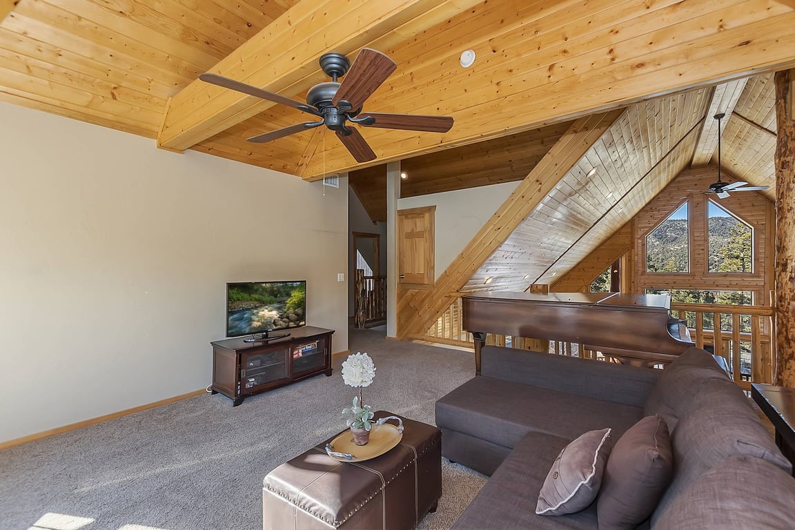 Cabin Image 30