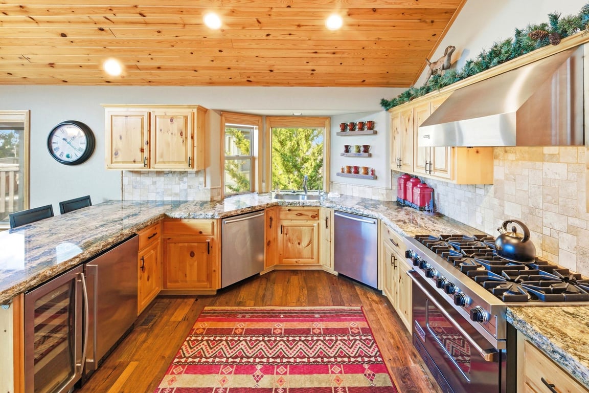 Cabin Image 17