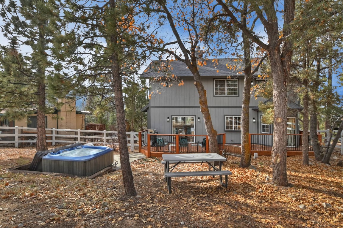 Cabin Image 38