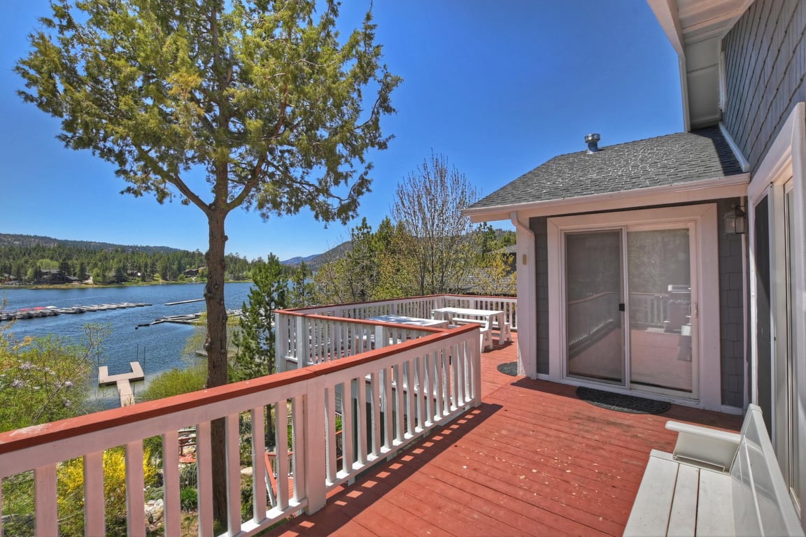 Cabin Image 9