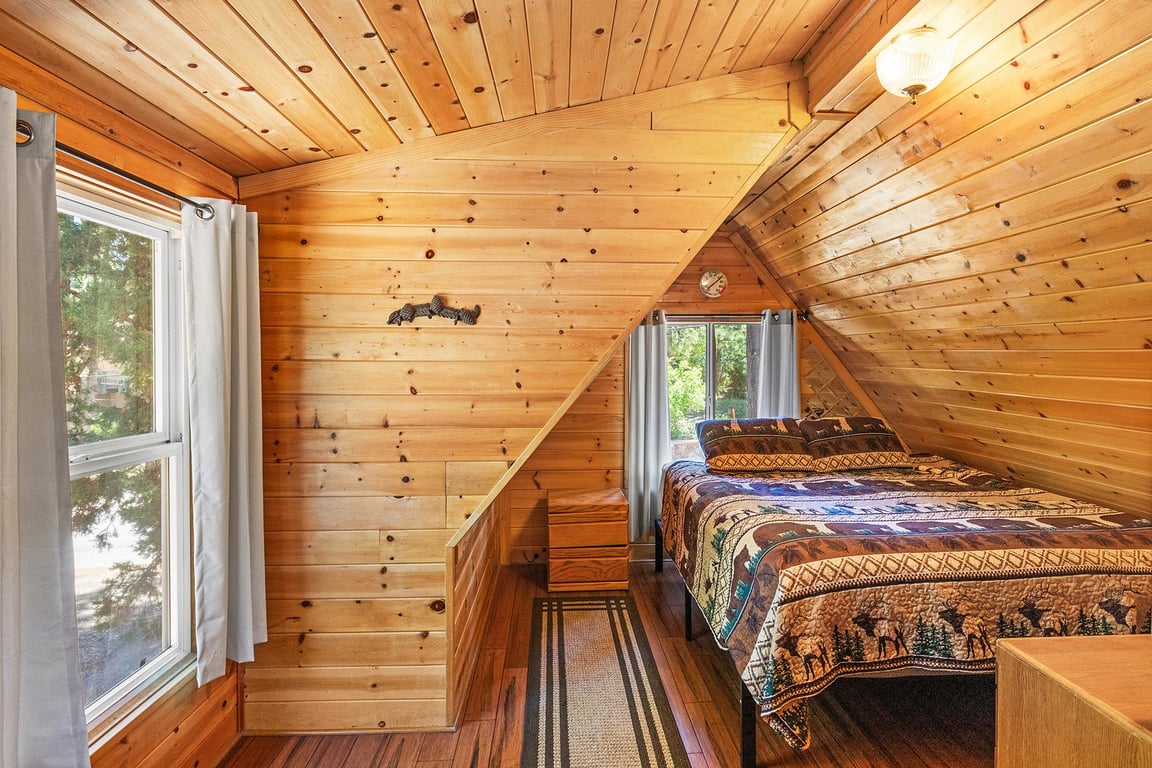 Cabin Image 25