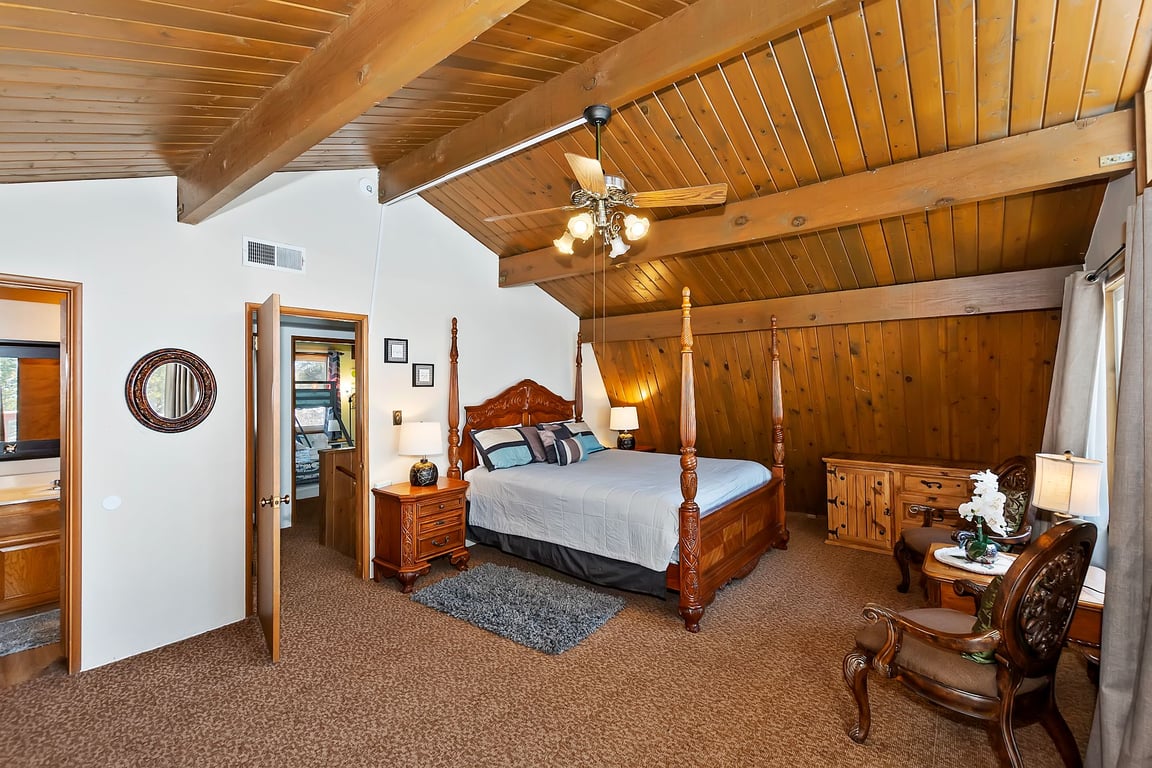 Cabin Image 20