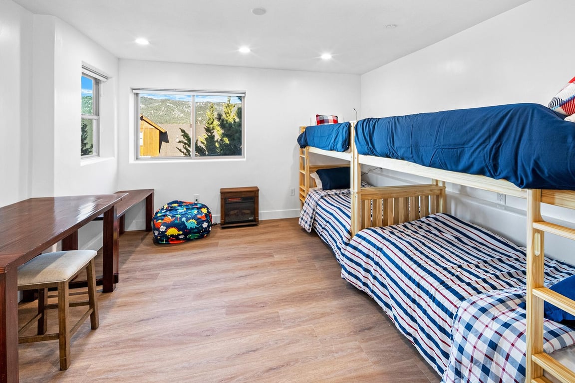 Cabin Image 70