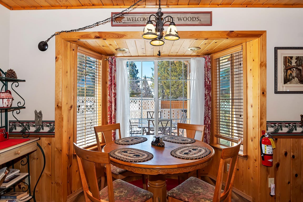 Cabin Image 8