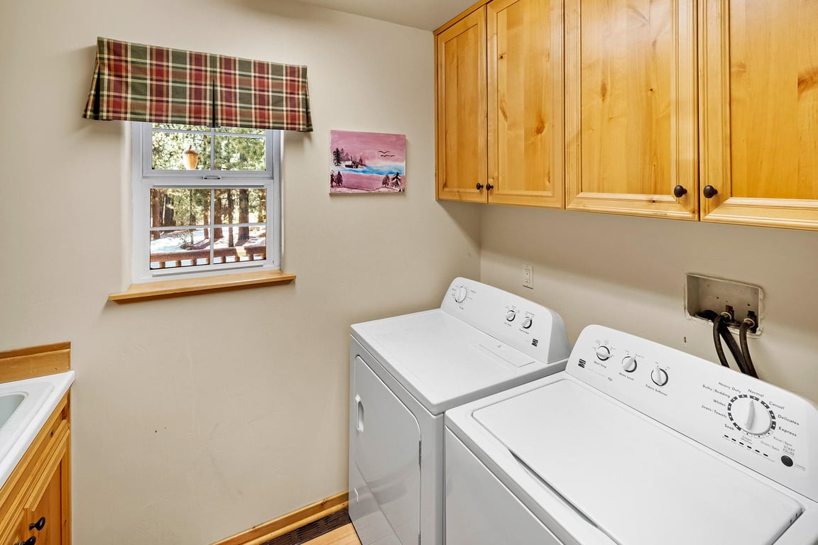 Cabin Image 40