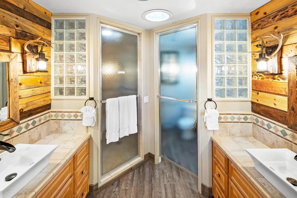 Cabin Image 70