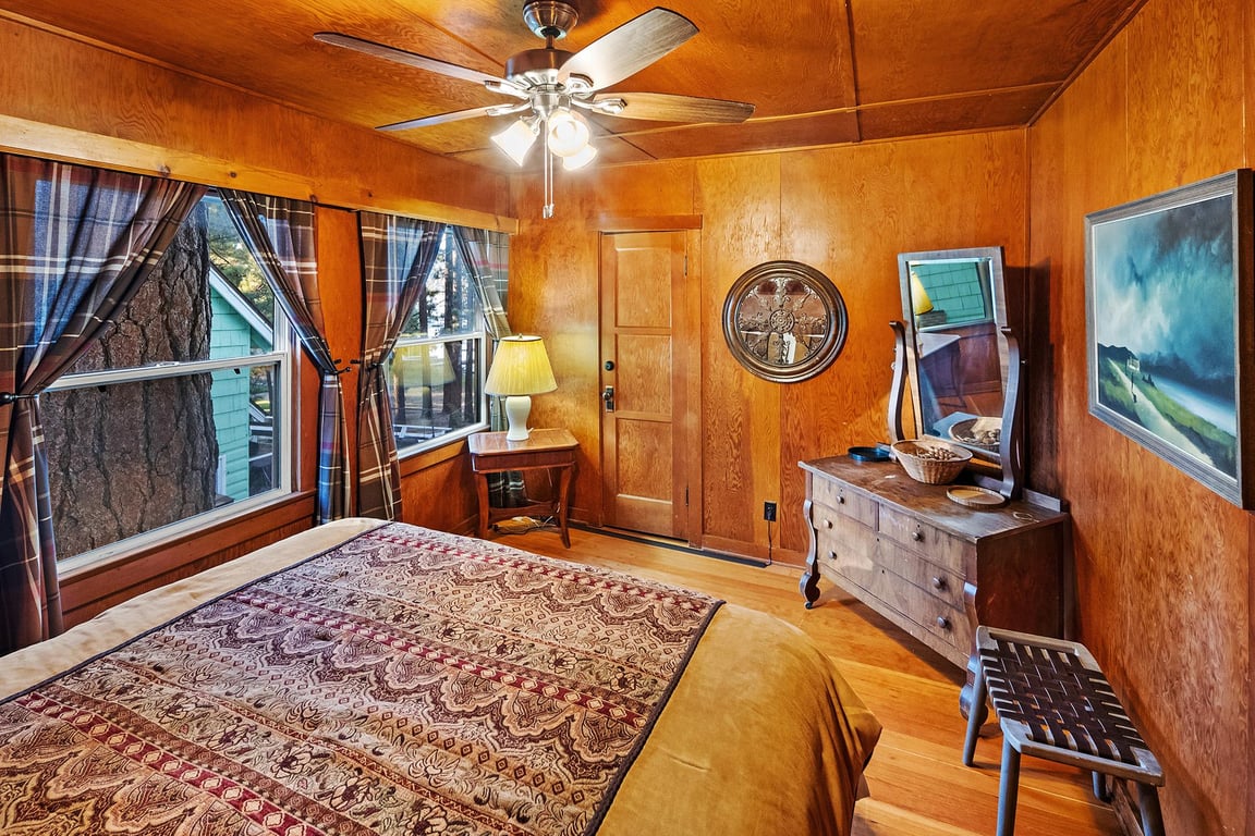 Cabin Image 43