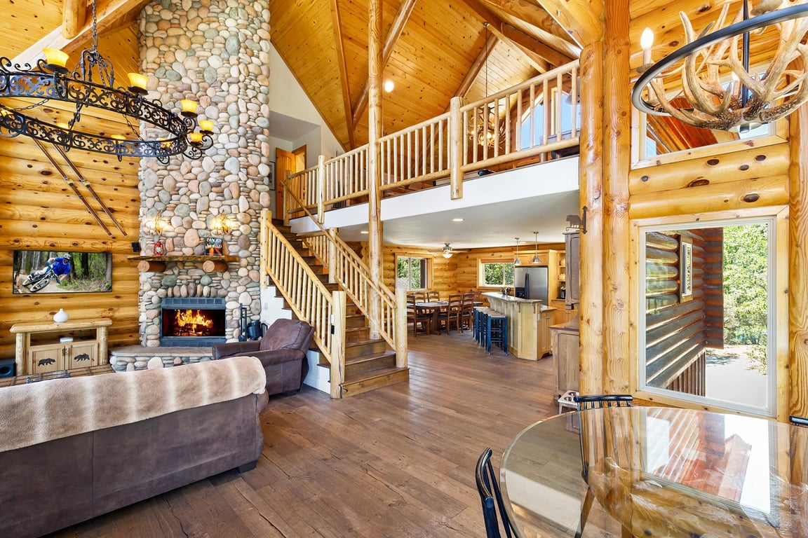 Cabin Image 23