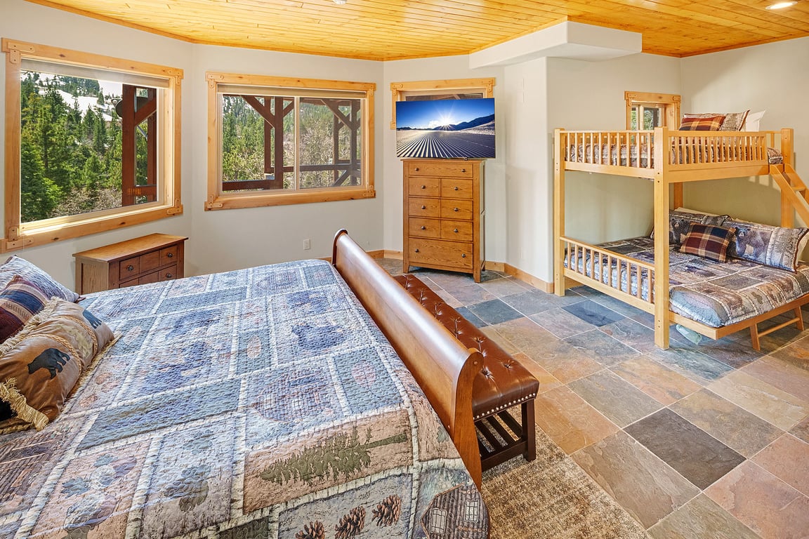 Cabin Image 65