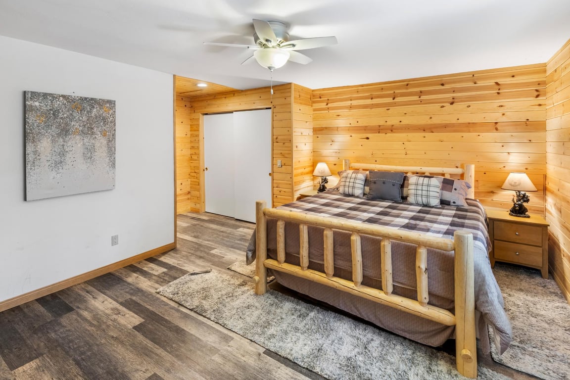 Cabin Image 15