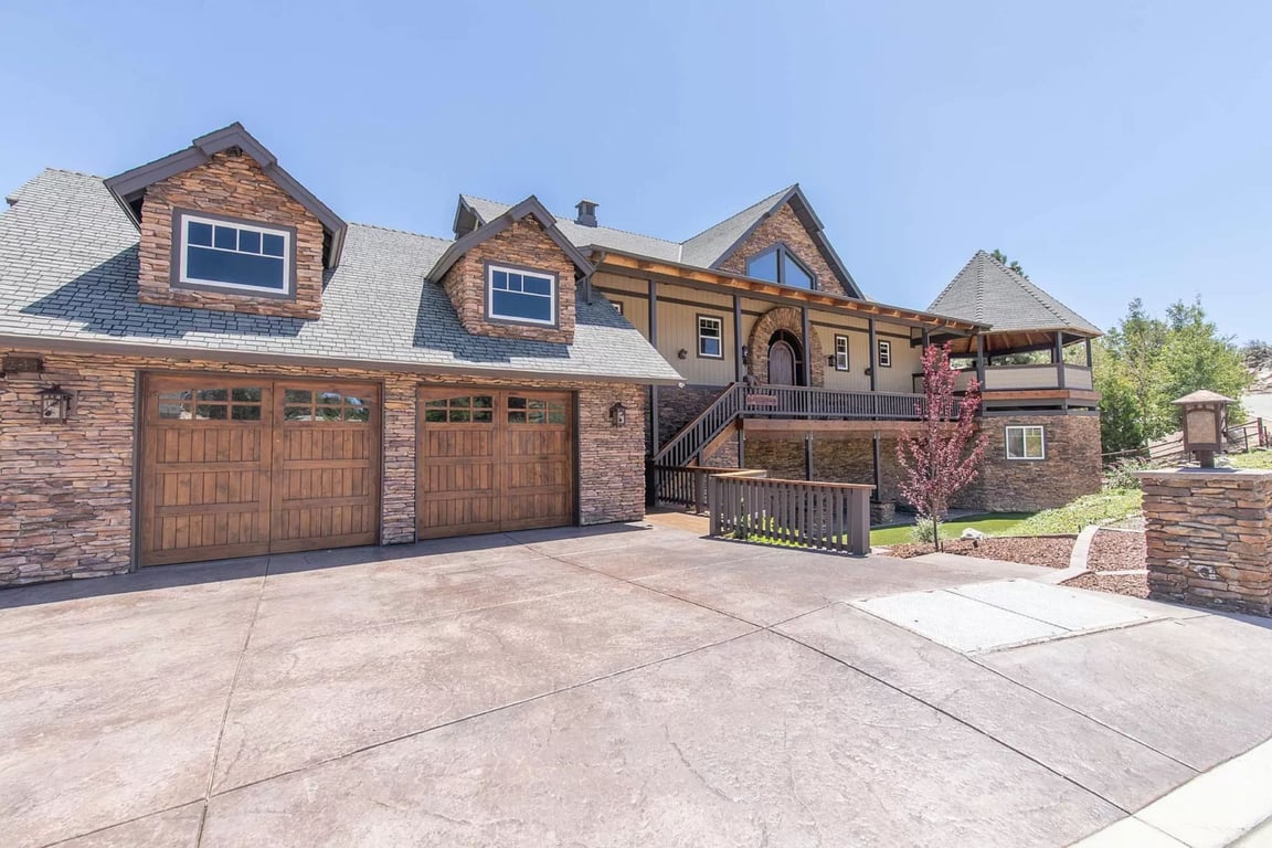 Cabin Image 58