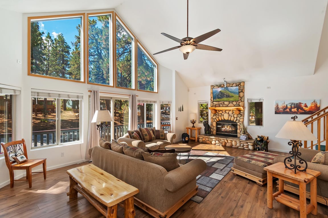 Big Bear Cabin - ForestHollow - 0002