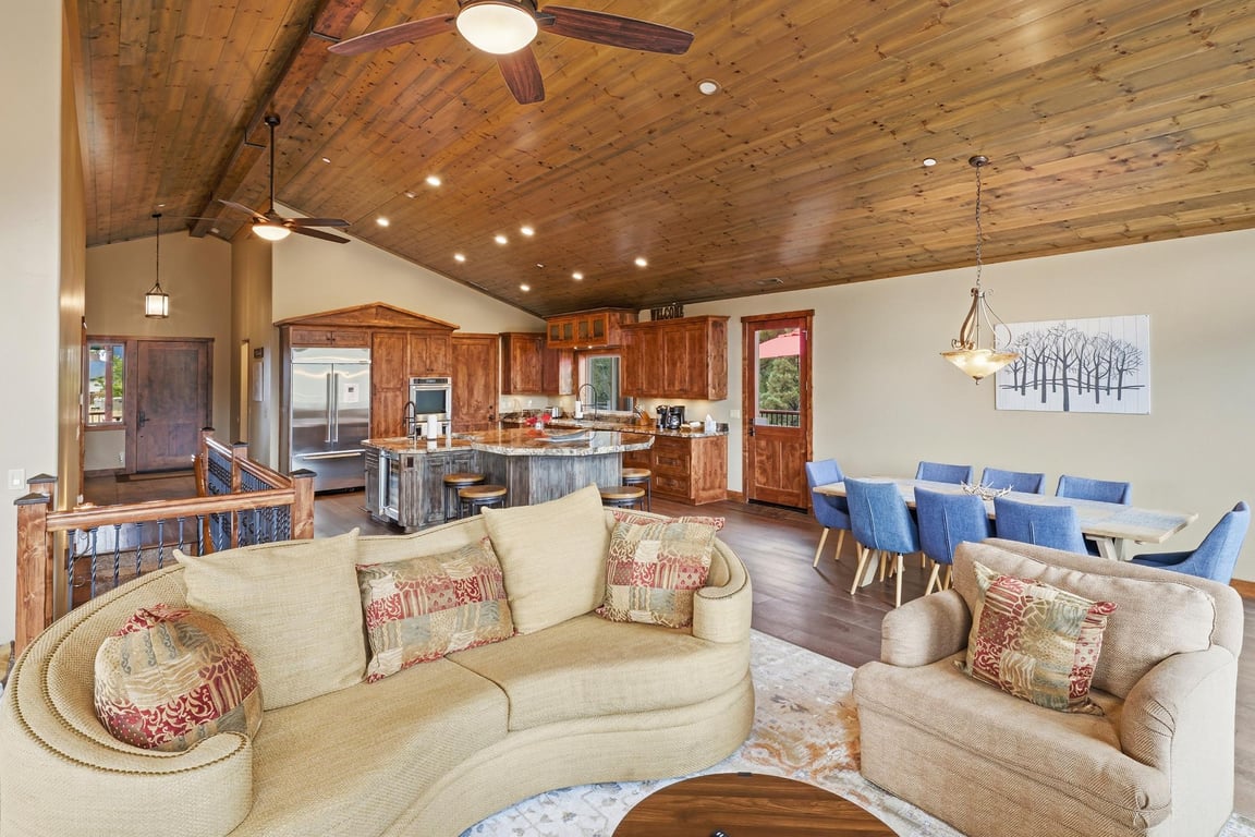 Big Bear Cabin - GrayWolfLodge - 0005