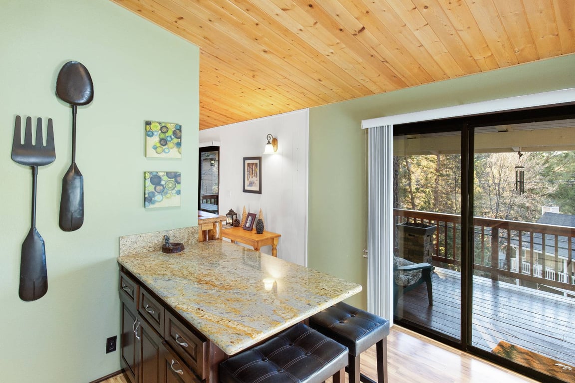 Cabin Image 10