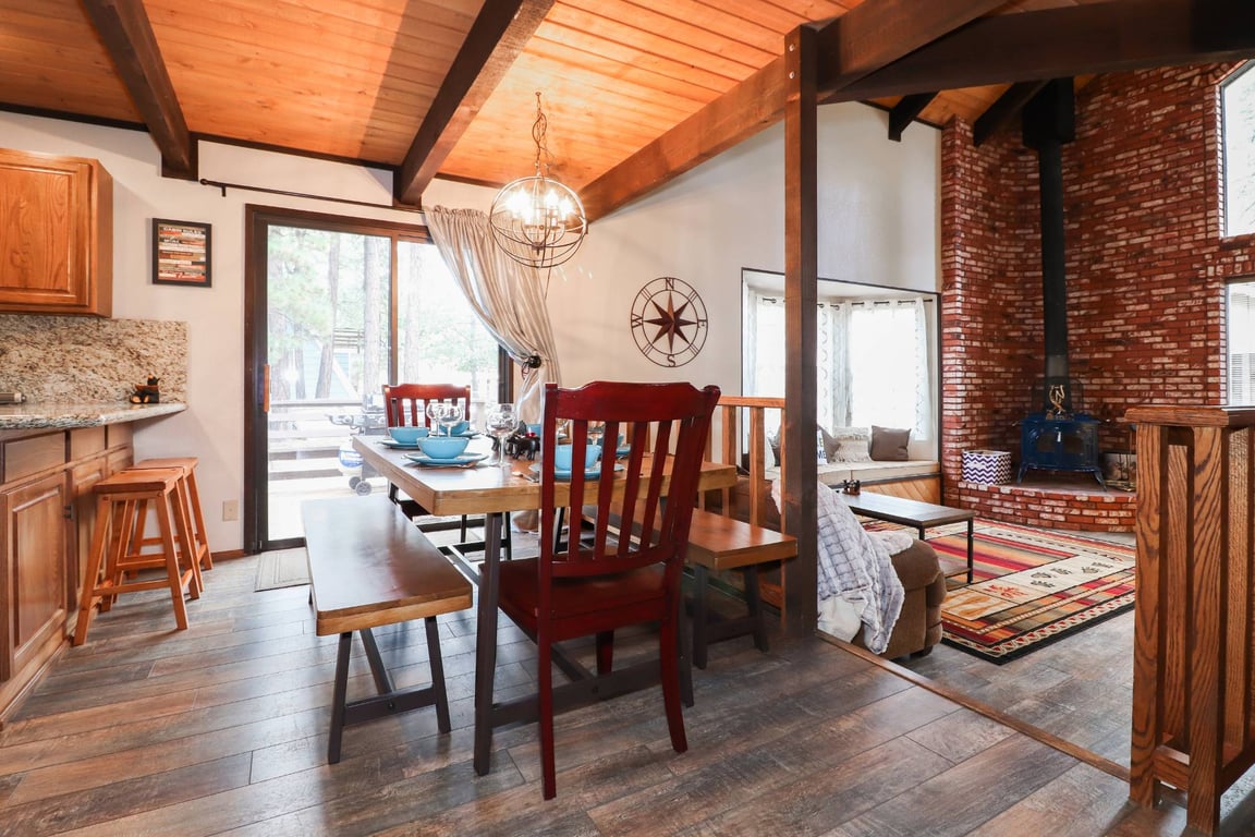 Cabin Image 10