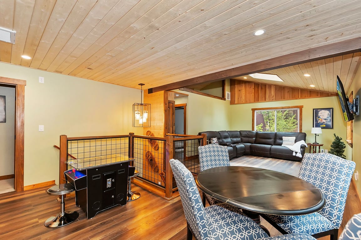Cabin Image 23
